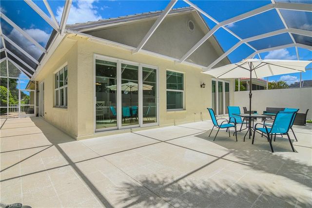120 Livermore LN, Naples, FL 34119