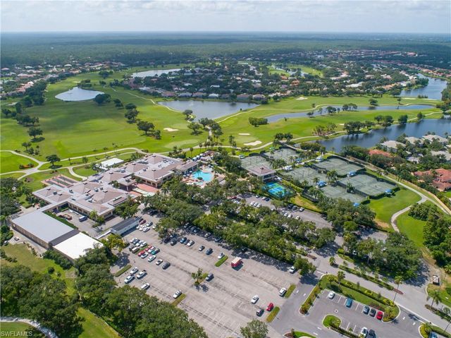 120 Livermore LN, Naples, FL 34119