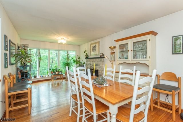 16 Pennsylvania Ave, Montvale Boro, NJ 07645