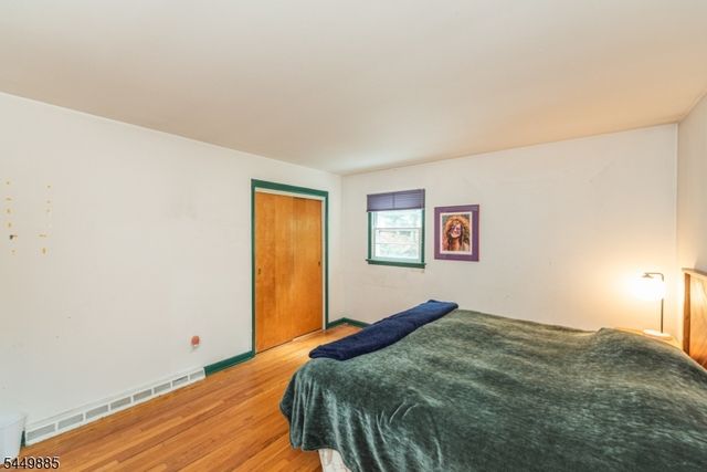 16 Pennsylvania Ave, Montvale Boro, NJ 07645