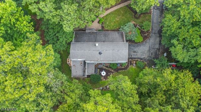 16 Pennsylvania Ave, Montvale Boro, NJ 07645