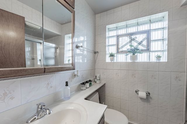 5124 W 32nd Street, Cicero, IL 60804