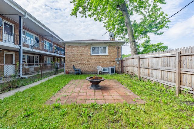 5124 W 32nd Street, Cicero, IL 60804