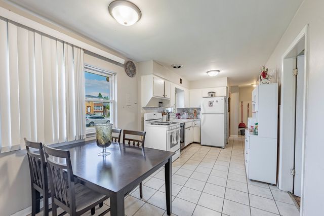 5124 W 32nd Street, Cicero, IL 60804