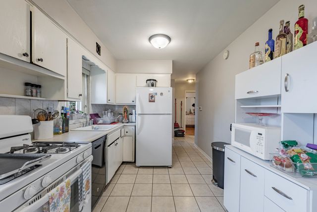 5124 W 32nd Street, Cicero, IL 60804