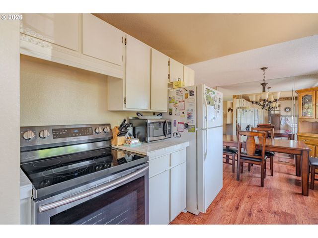 16500 Ne 142ND Ave, Brush Prairie, WA 98606