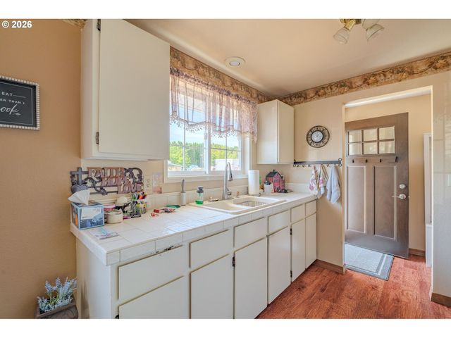 16500 Ne 142ND Ave, Brush Prairie, WA 98606