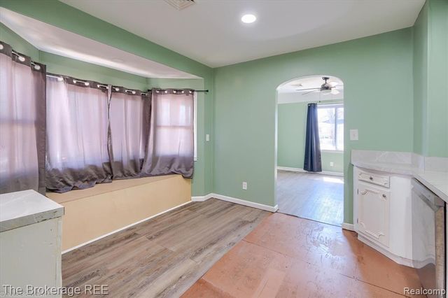 1335 Allen Street, Burton, MI 48529