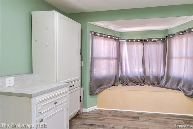 1335 Allen Street, Burton, MI 48529