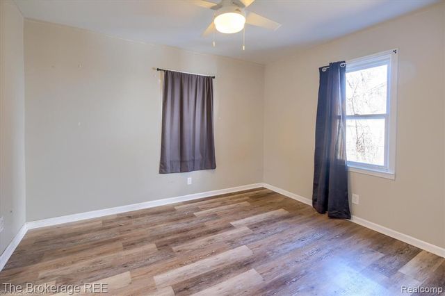 1335 Allen Street, Burton, MI 48529