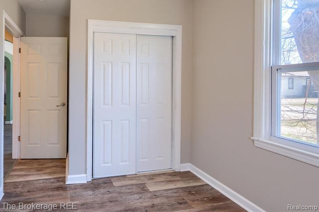 1335 Allen Street, Burton, MI 48529