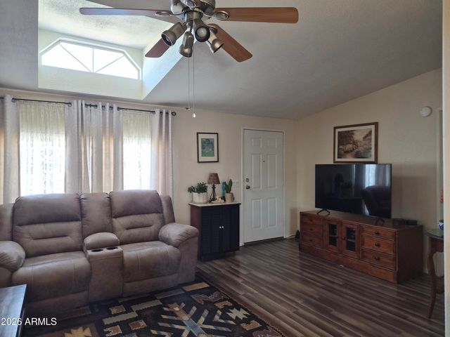 3700 S Tomahawk Road 31, Apache Junction, AZ 85119