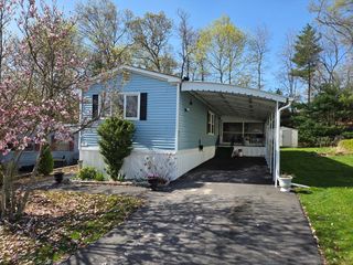 16 Holly Hill Lane, Marlborough, MA 01752