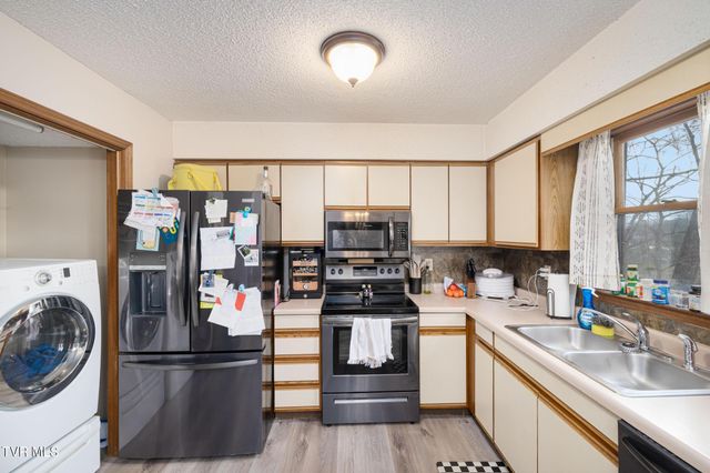 348 River Road B1, Bluff City, TN 37618