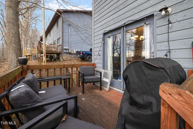 348 River Road B1, Bluff City, TN 37618