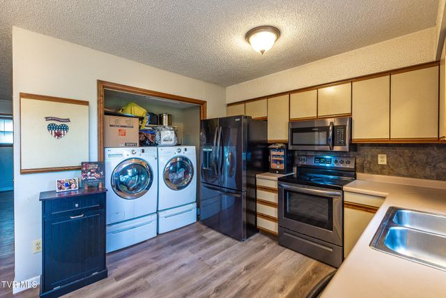 348 River Road B1, Bluff City, TN 37618
