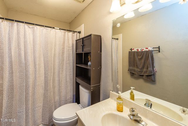 348 River Road B1, Bluff City, TN 37618