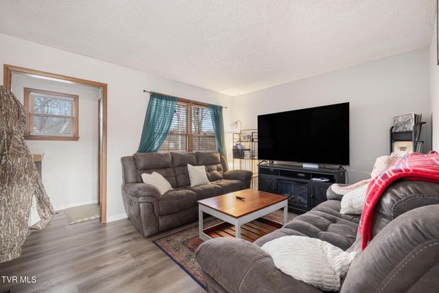 348 River Road B1, Bluff City, TN 37618