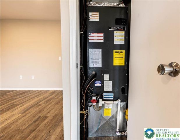 4074 Winfield Terrace, Palmer Twp, PA 18045