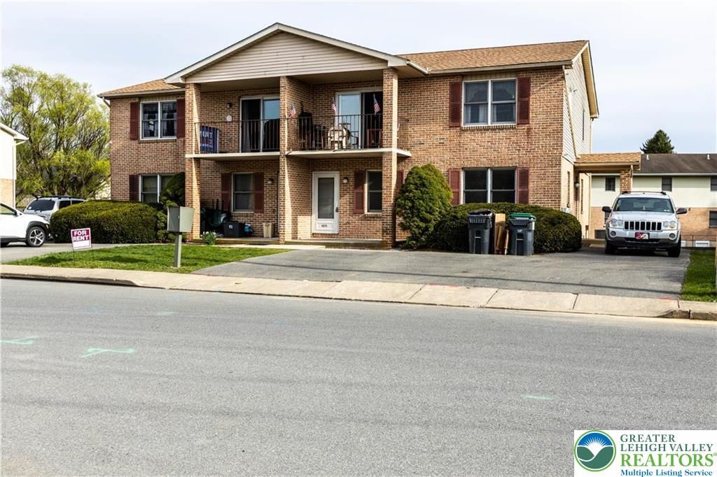 4074 Winfield Terrace, Palmer Twp, PA 18045