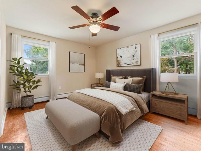 1280 LANCASTER AVE, Berwyn, PA 19312