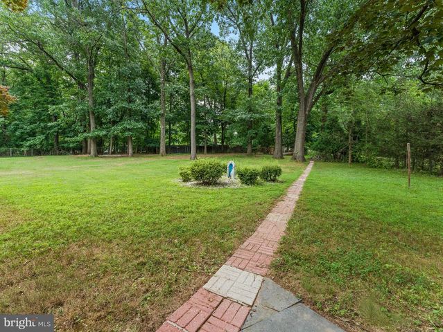 1280 LANCASTER AVE, Berwyn, PA 19312