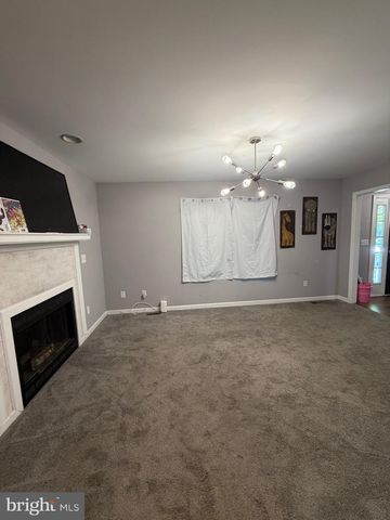9 AUSTIN DR, Palmyra, VA 22963