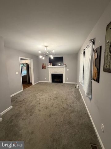 9 AUSTIN DR, Palmyra, VA 22963