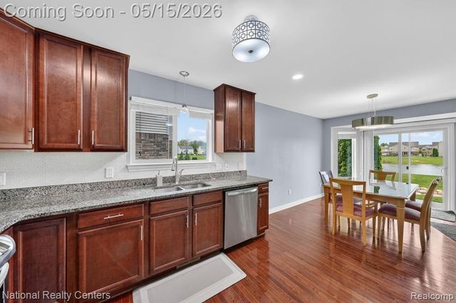 28657 Oakmonte Circle, New Hudson, MI 48165