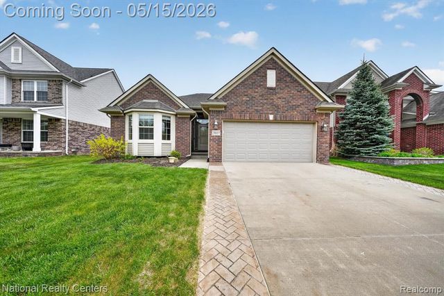 28657 Oakmonte Circle, New Hudson, MI 48165