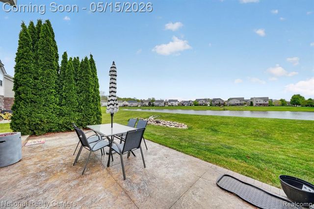 28657 Oakmonte Circle, New Hudson, MI 48165