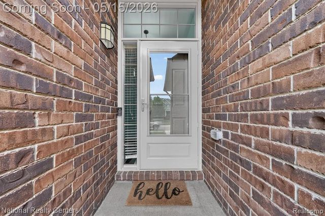 28657 Oakmonte Circle, New Hudson, MI 48165