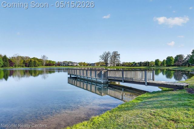 28657 Oakmonte Circle, New Hudson, MI 48165