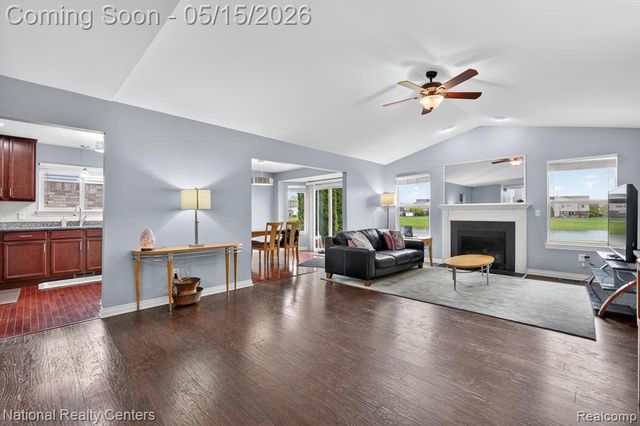 28657 Oakmonte Circle, New Hudson, MI 48165