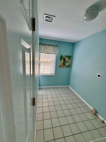 13 Waltham Dr 13, Plainville, MA 02762