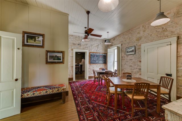 802 S Austin Street, Comanche, TX 76442