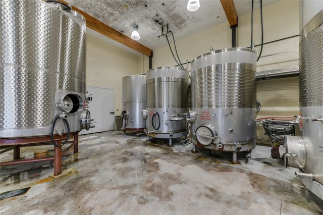 802 S Austin Street, Comanche, TX 76442