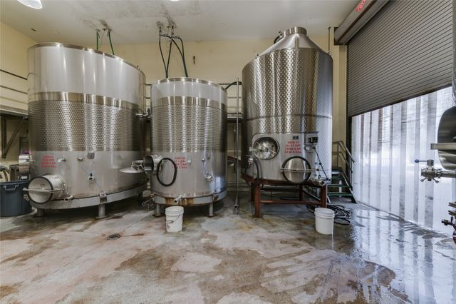 802 S Austin Street, Comanche, TX 76442