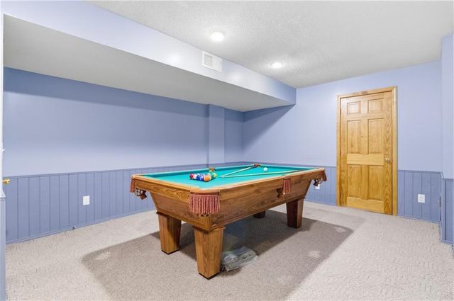 1246 E Meadow Lane, Olathe, KS 66062