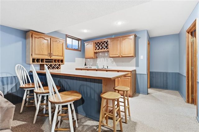 1246 E Meadow Lane, Olathe, KS 66062