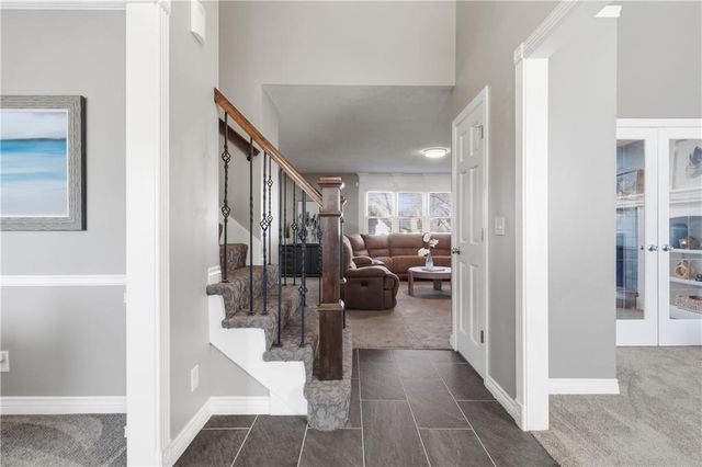 1246 E Meadow Lane, Olathe, KS 66062