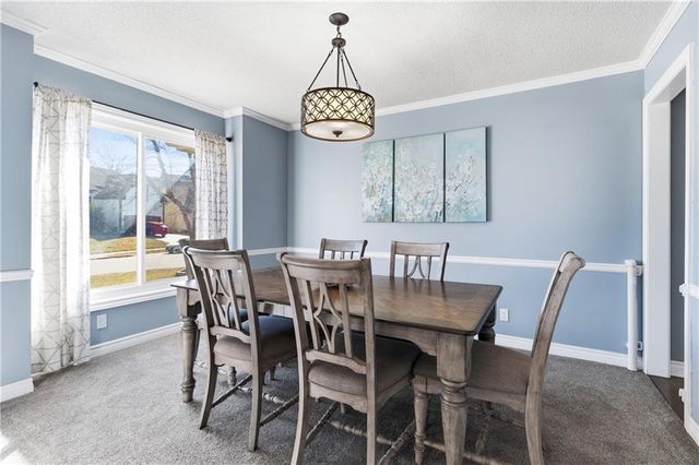 1246 E Meadow Lane, Olathe, KS 66062