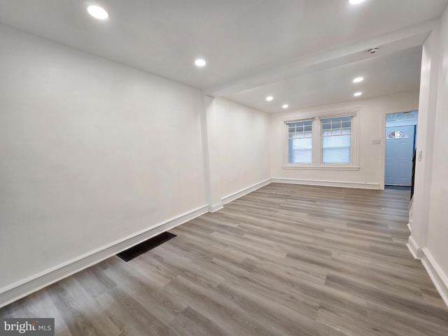 322 W WELLENS AVE, Philadelphia, PA 19120