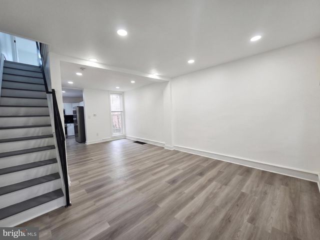 322 W WELLENS AVE, Philadelphia, PA 19120