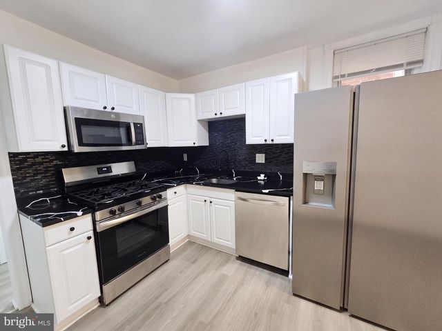 322 W WELLENS AVE, Philadelphia, PA 19120