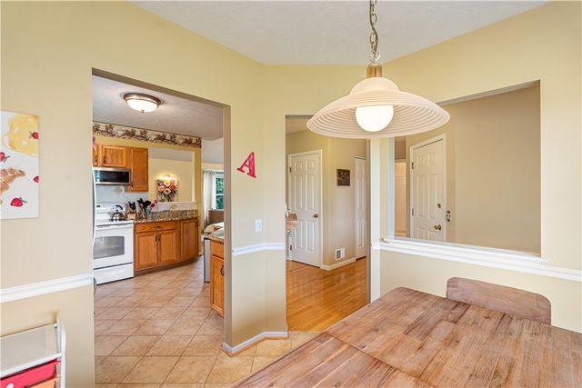 772 Bel Arbor, Webster, NY 14580