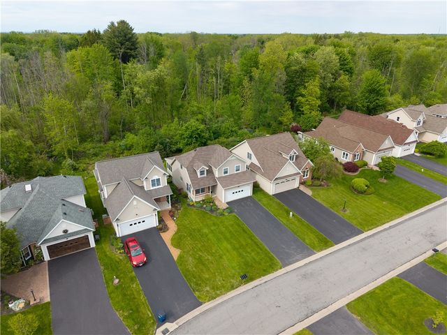 772 Bel Arbor, Webster, NY 14580