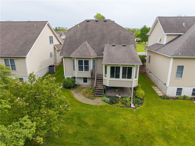 772 Bel Arbor, Webster, NY 14580