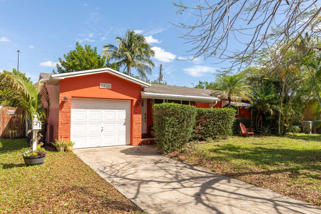 5819 Monroe Street, Hollywood, FL 33023