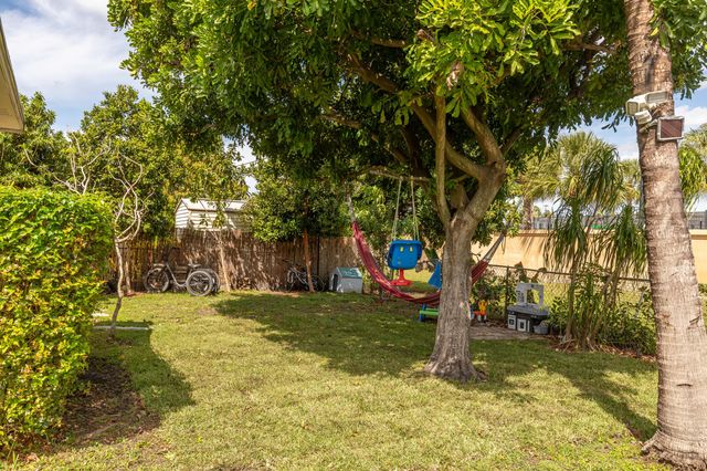 5819 Monroe Street, Hollywood, FL 33023